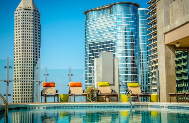 Skyhouse Houston Houston Tx Apartments For Rent
