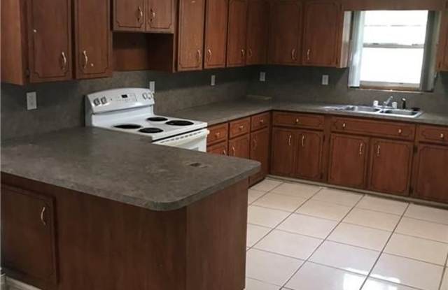 4653 Bristol Ave Jacksonville Fl Apartments For Rent