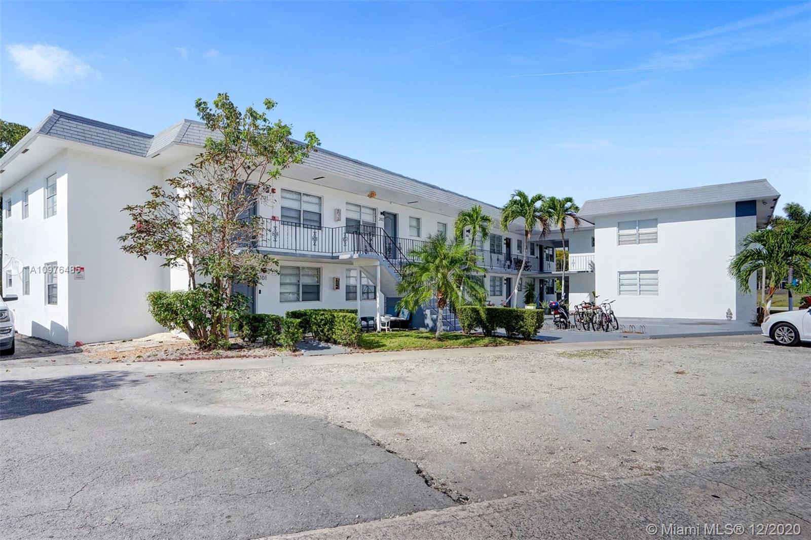 114 SE 8th St Hallandale Beach, FL apartments for rent