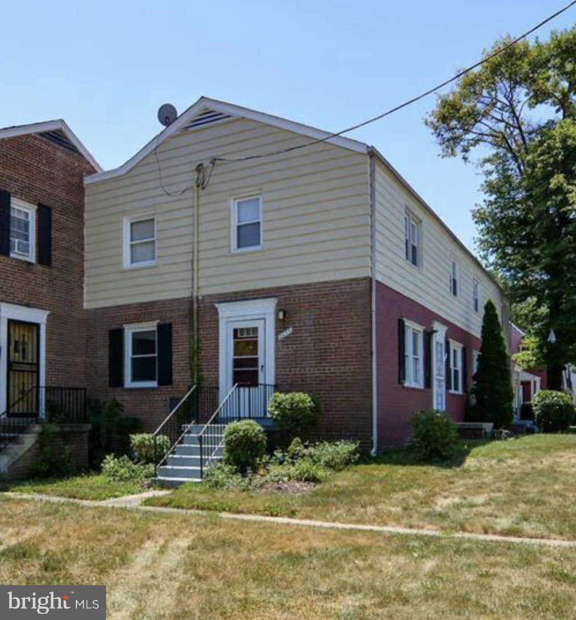 2435 IVERSON STREET - Hillcrest Heights, MD apartments for rent