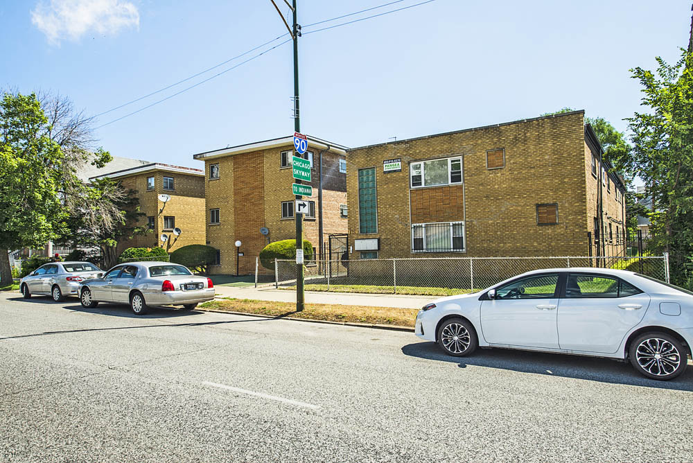 8751 S Cottage Grove Chicago, IL apartments for rent
