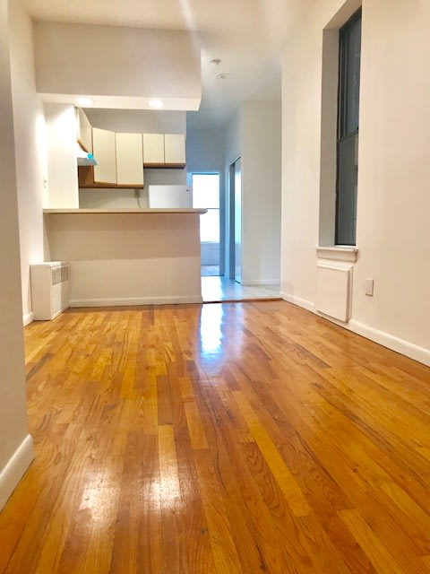 Wood Floor Of The Year 2014 Taking Center Stage Hardwood Floors Magazine Flooring Hardwood Floors Wood Floors