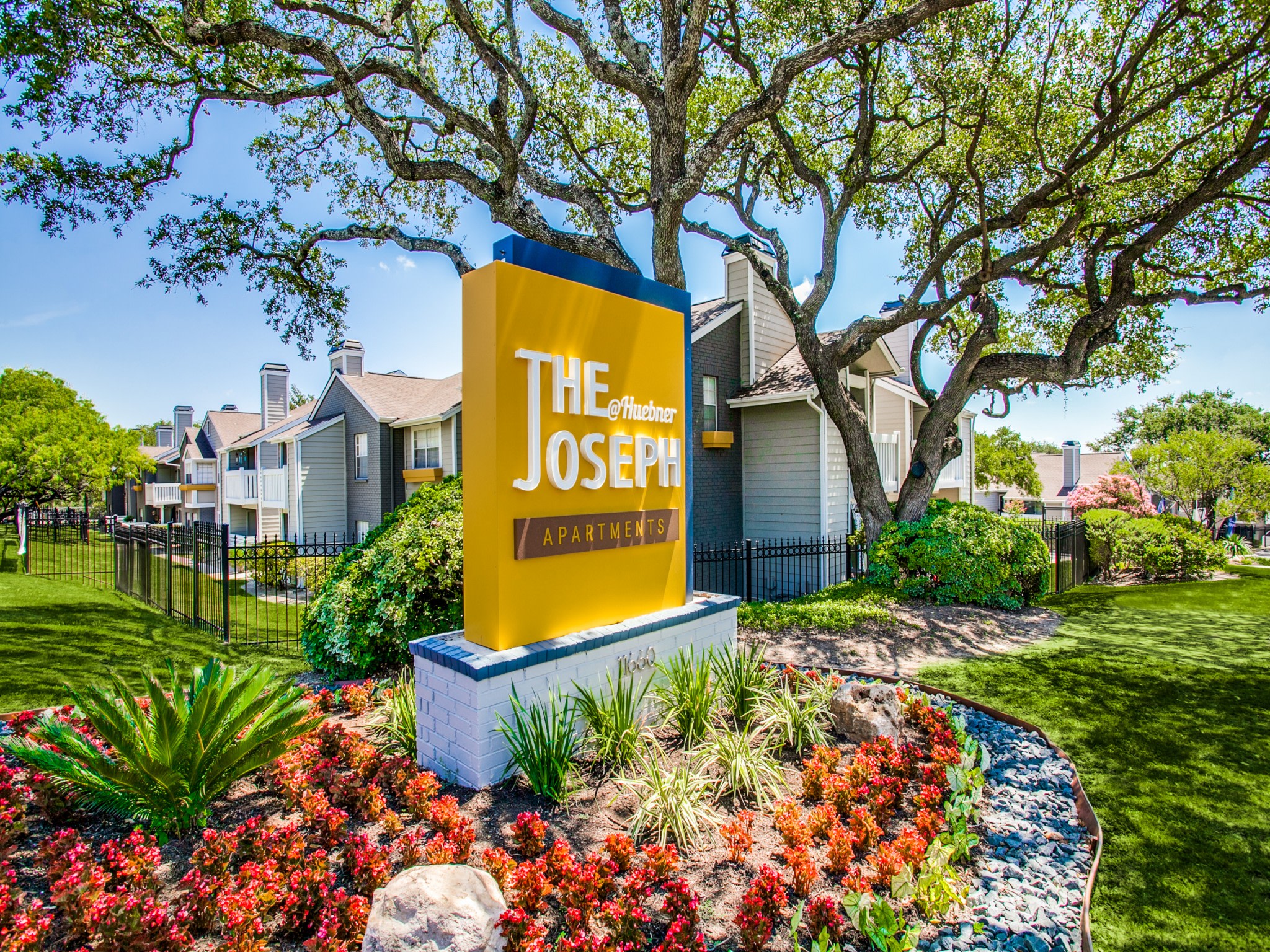 The Joseph at Huebner - San Antonio, TX apartments for rent