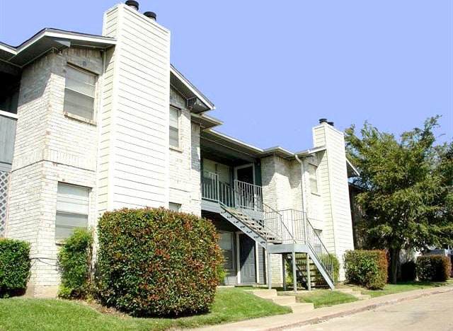 Pioneer Park Place - Balch Springs, TX apartments for rent