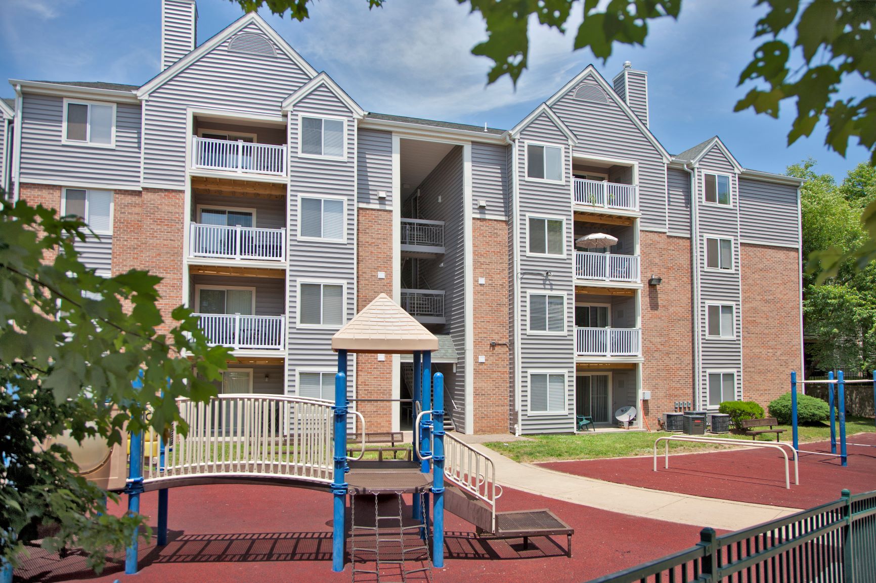 Woodbridge Station - Woodbridge, VA apartments for rent