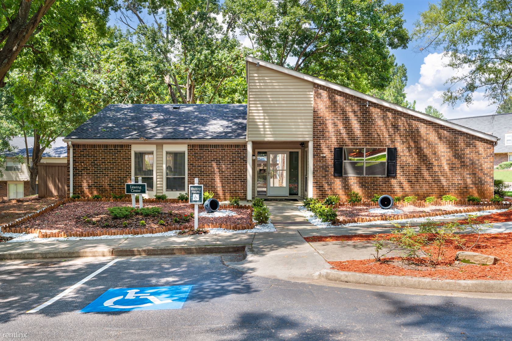 Chelsea Place 6787 Ida St - Lithonia, GA apartments for rent