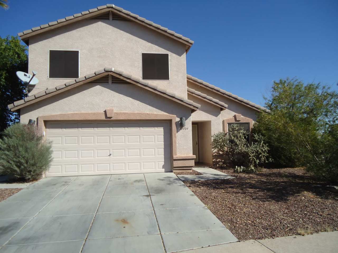 3 Bedroom House in El Mirage | 2 Stories + Private Pool