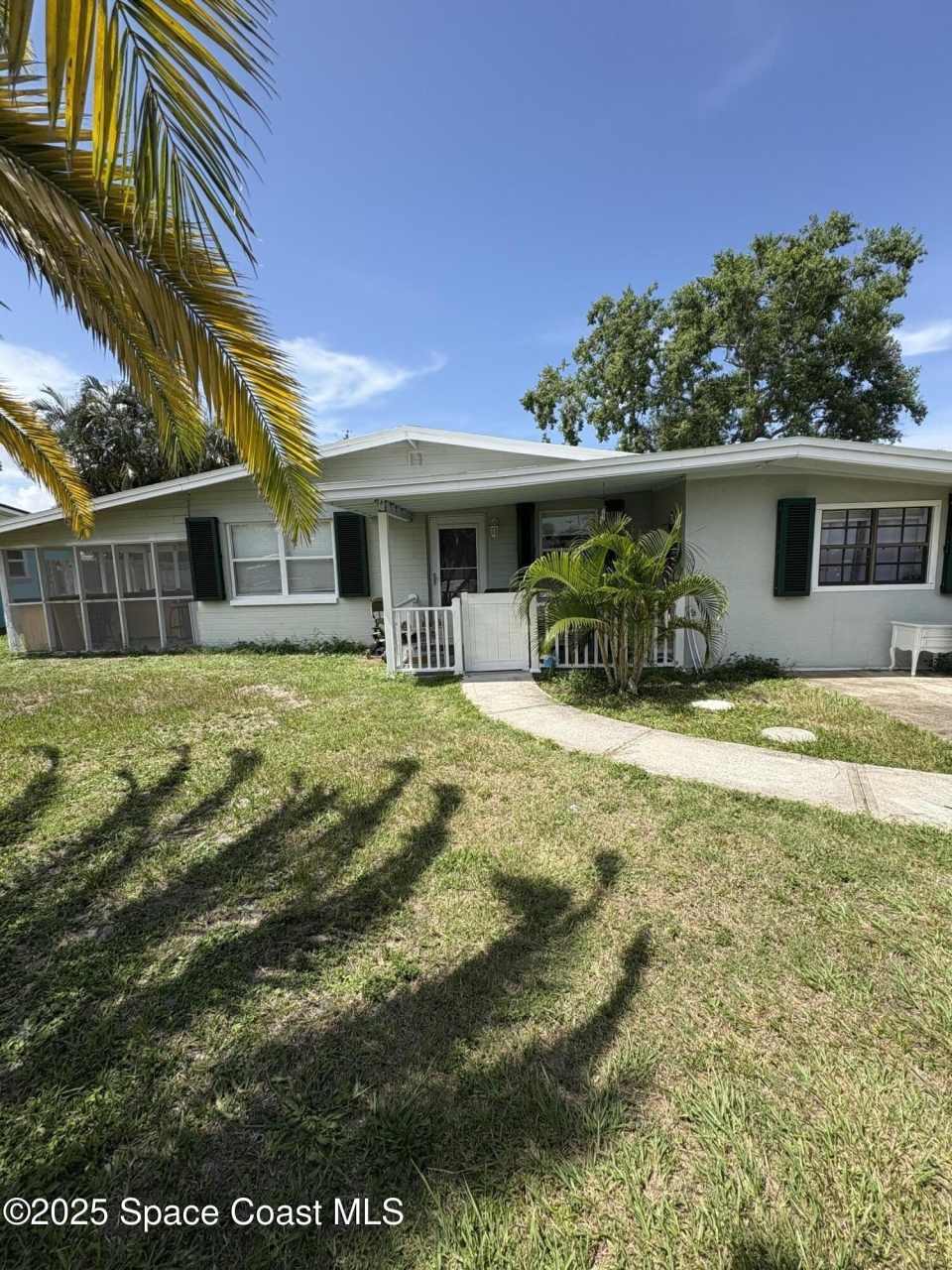 1560 Anchor Lane
