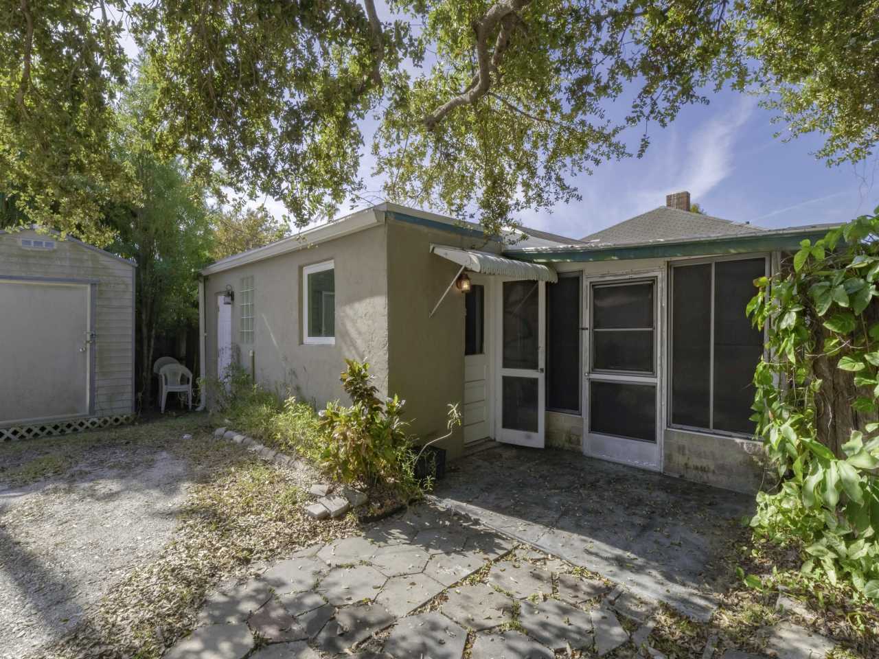 2808-E Clinton Street South - 2808-E Cottage