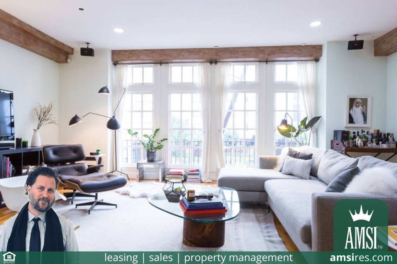 Amazing SOHO style full level designer Parkhouse in boutique 3 unit building, featuring an expansive living space, gourmet kitchen, two patios and pets welcome!