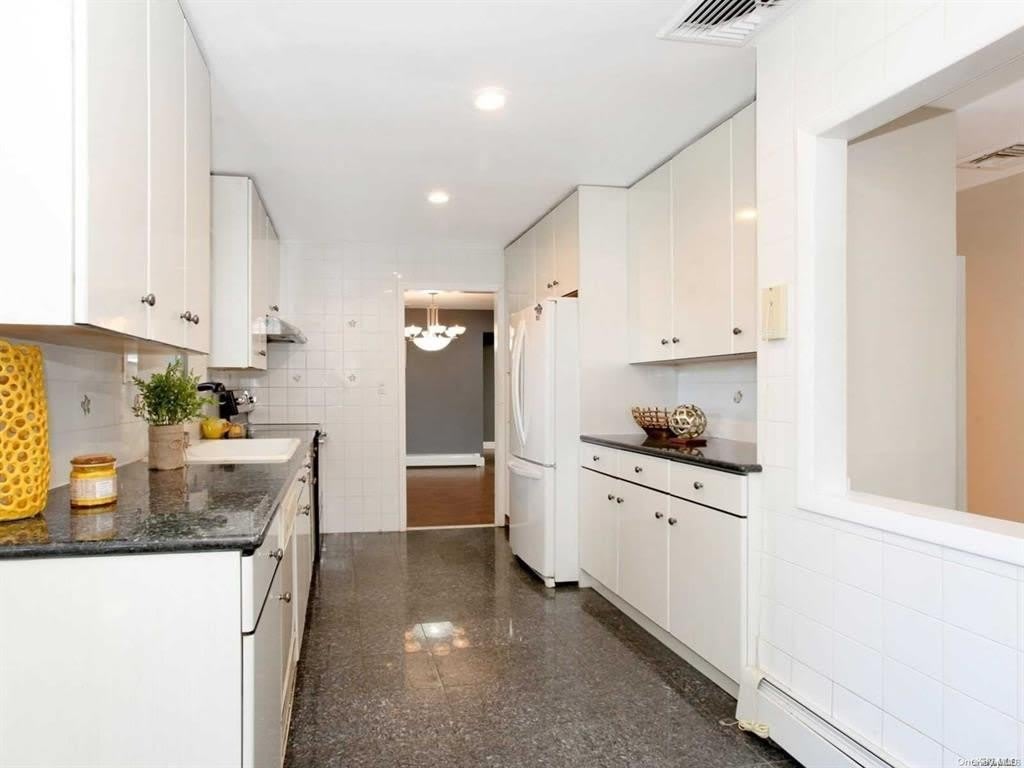 145 Cold Spring Road