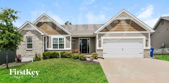 1811 Barclay Trail Drive