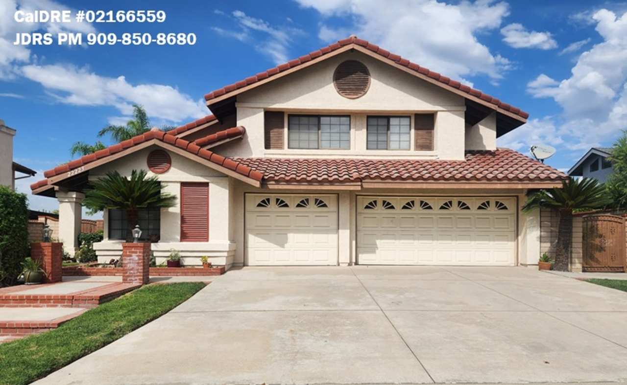 Price Lowered! Walnut 4 Bedroom Home