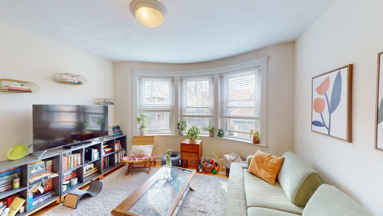 672 Washington Street