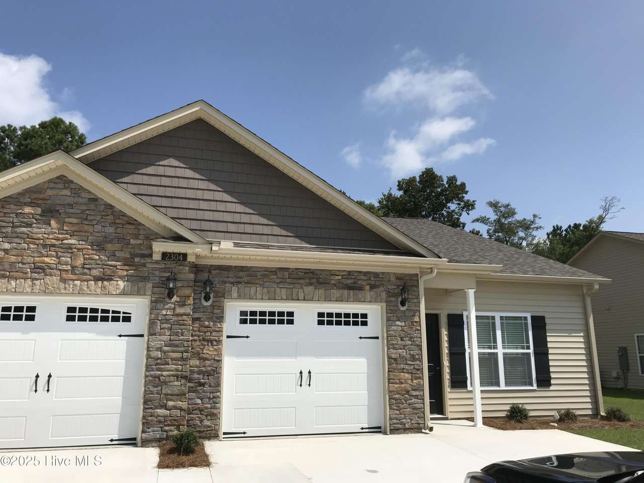 2304 Sweet Bay Drive unit: B