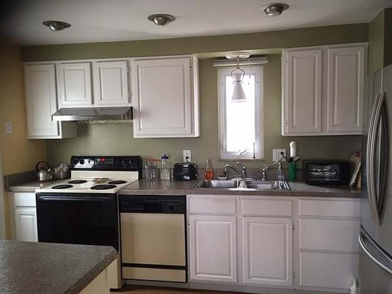 Forest Hills - House Share - 1 BR Available - Room for Rent!