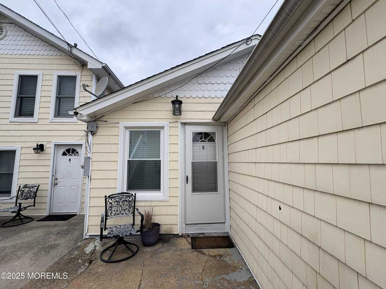 322 Sumner Avenue
