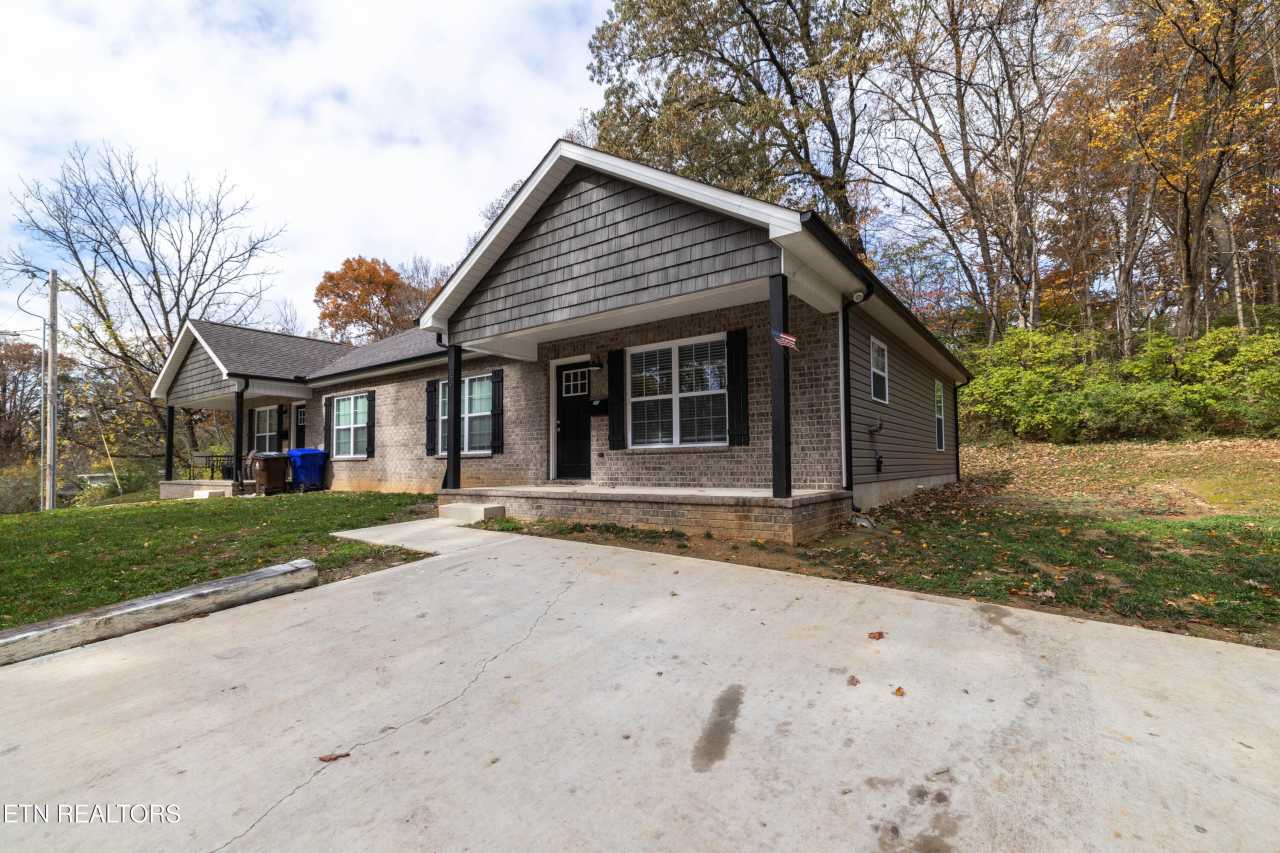 157 Wade Lane unit: 157