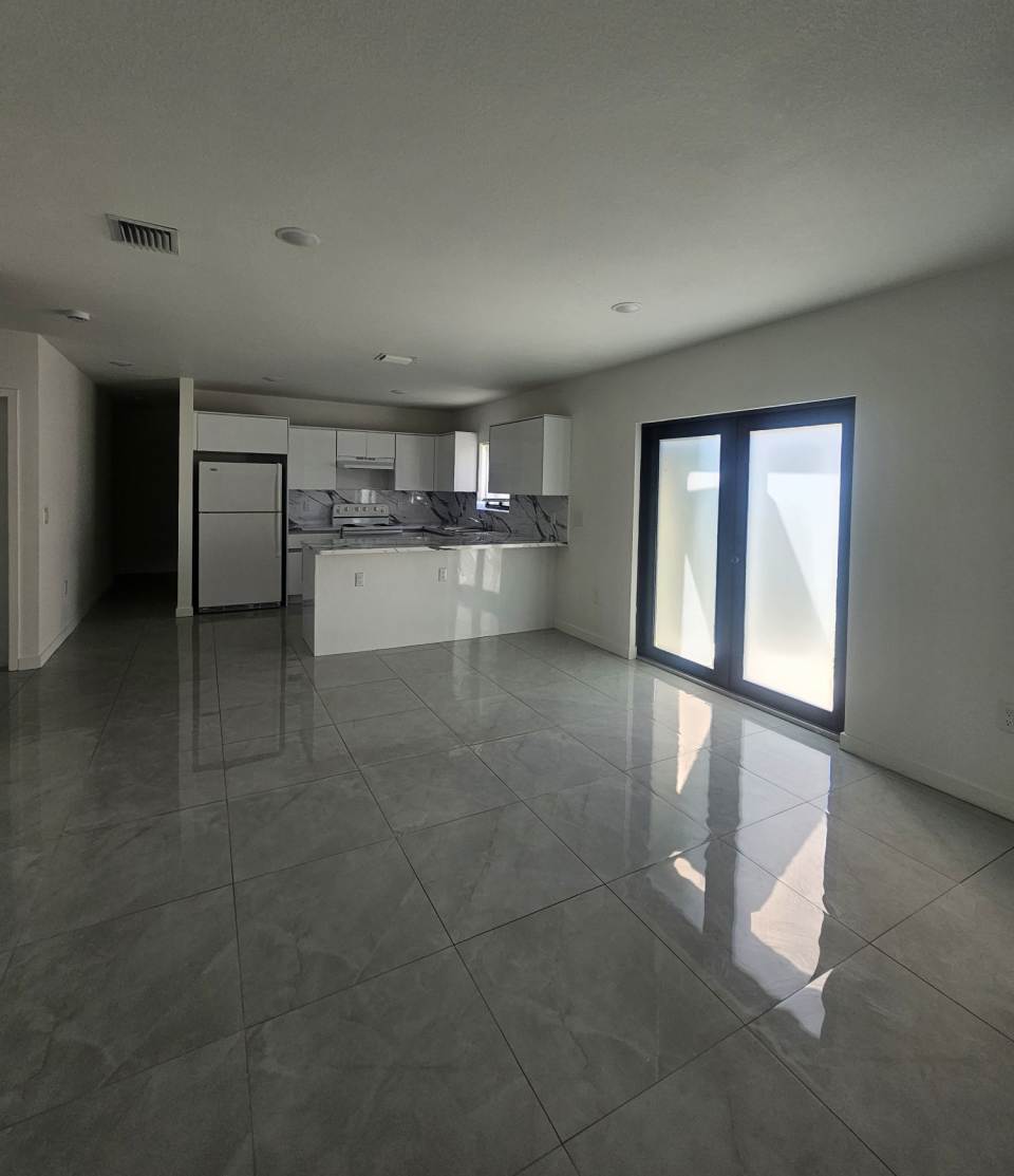 2970 Northwest 48th Street