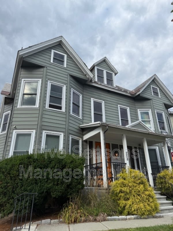 258 Pearl Street - 1