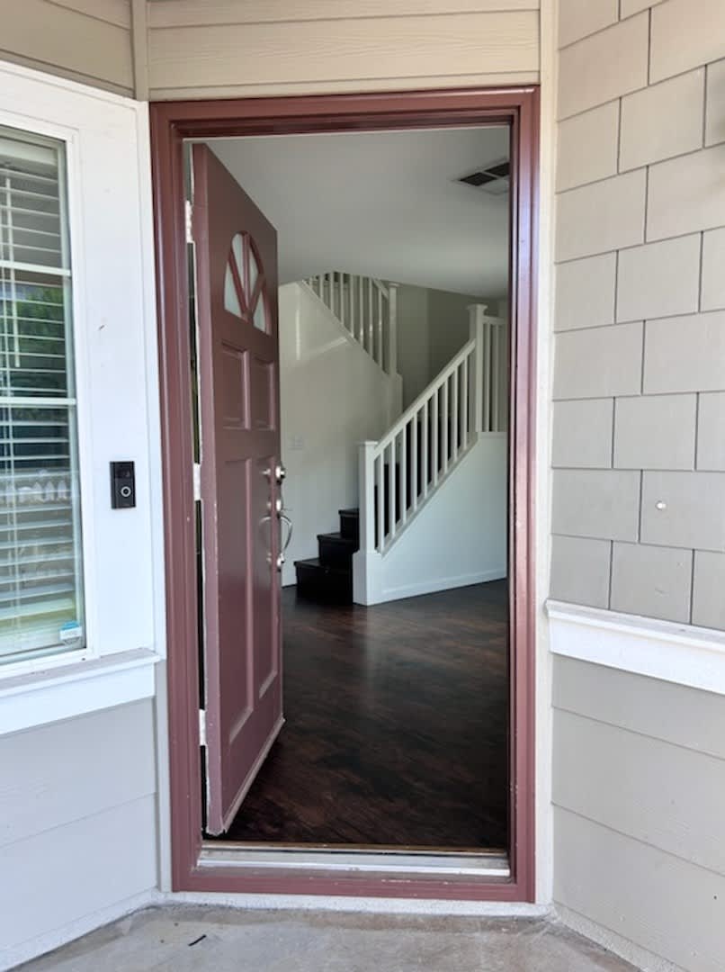 Charming 3-Bedroom with 2.5 Bath (Ewa Beach)