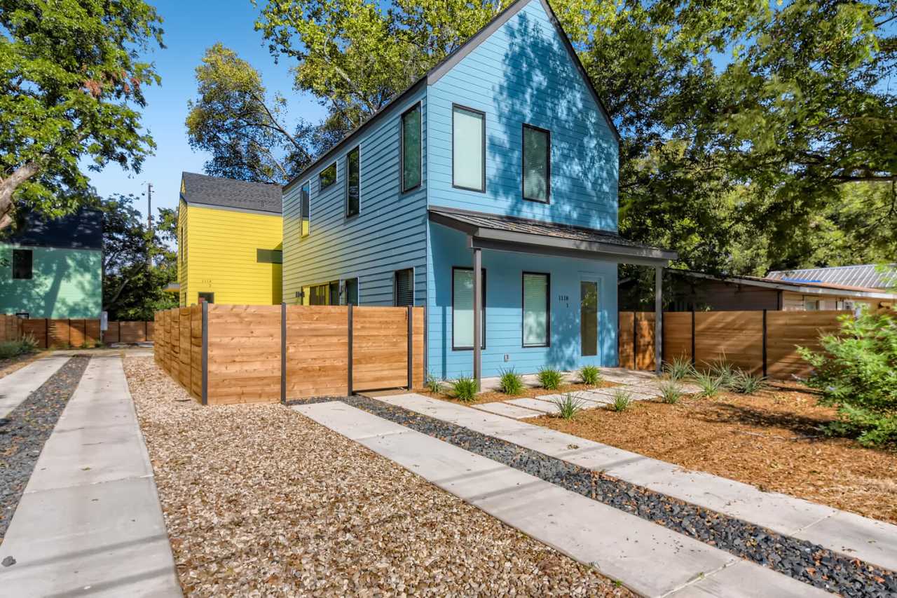 1118 Walton Lane, Bldg 1