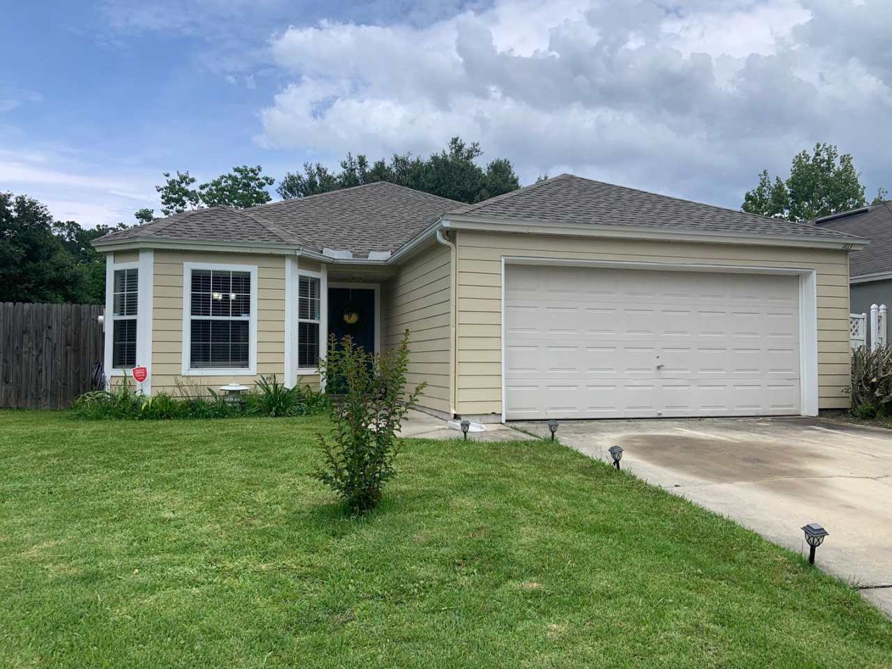 Cozy Cul-de-sac Home