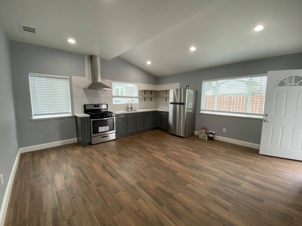 194 South White Road