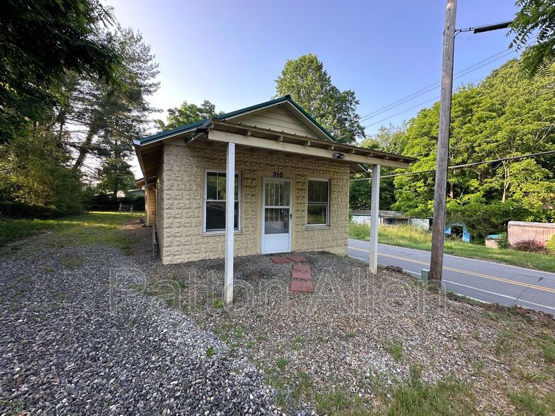 310 Old County Home Road