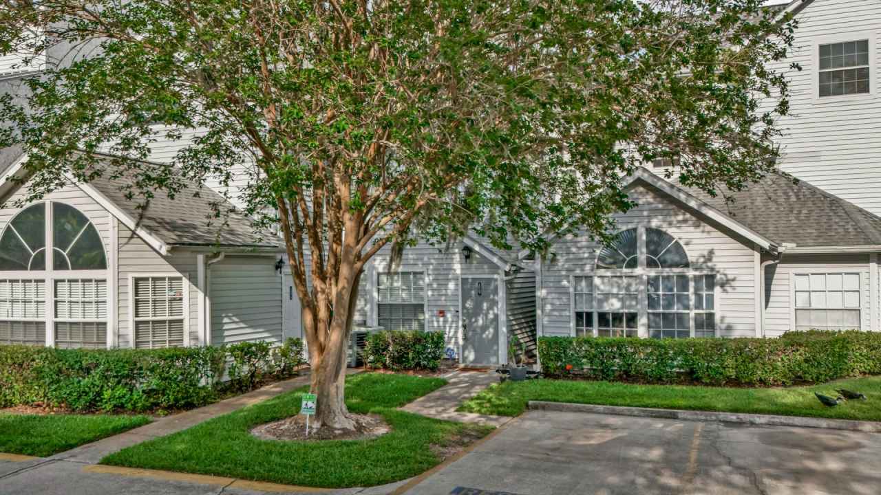 Gorgeous Remodeled 2/2