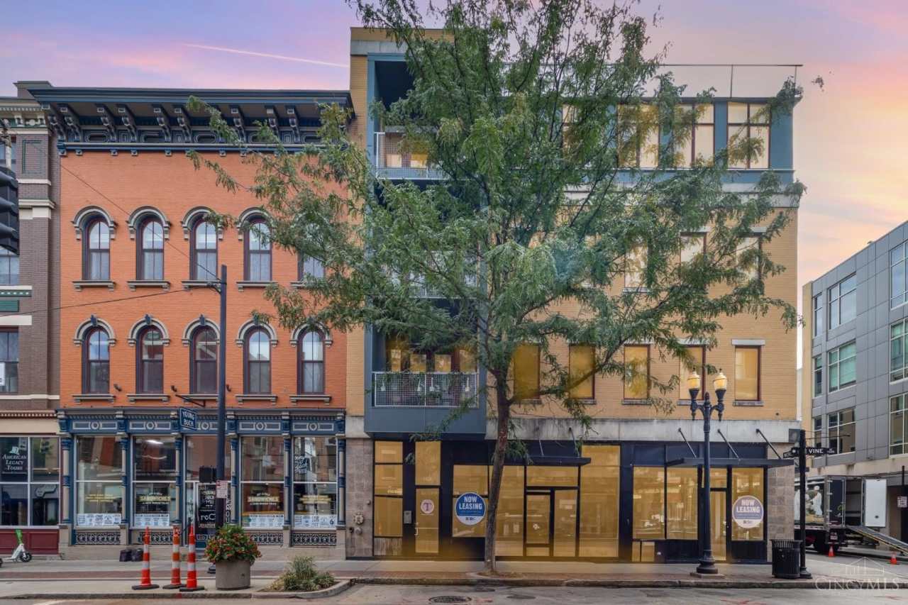 1326 Vine Street unit: 9