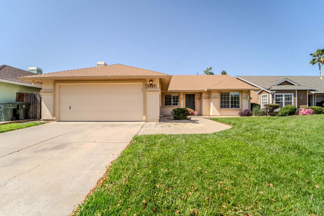 3+ bedroom 2 bath home with solar