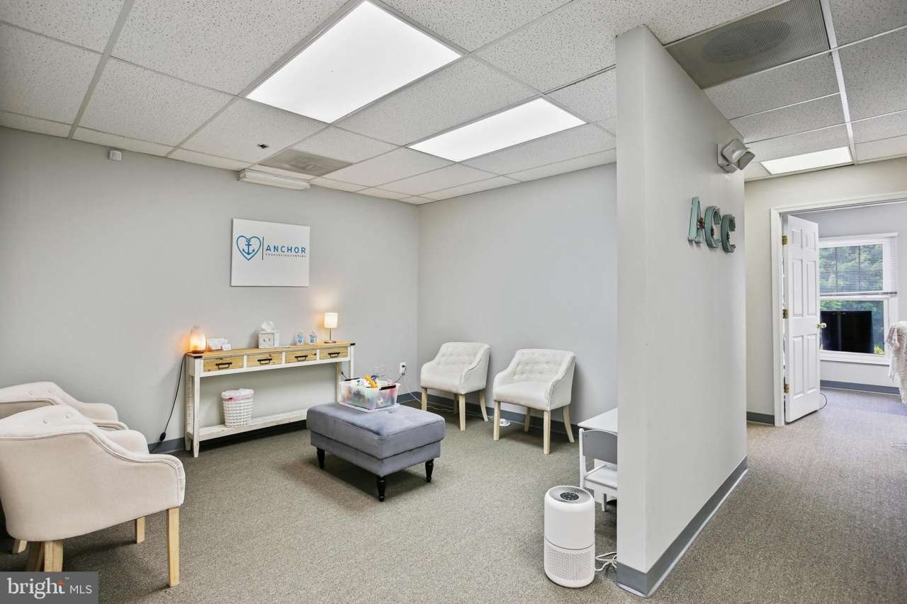 10440 SHAKER Drive unit: 207