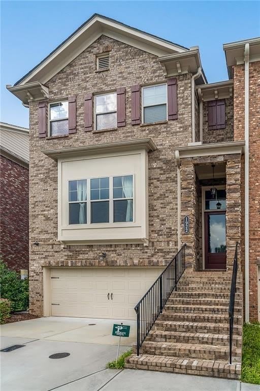 1922 Townsend Court NE