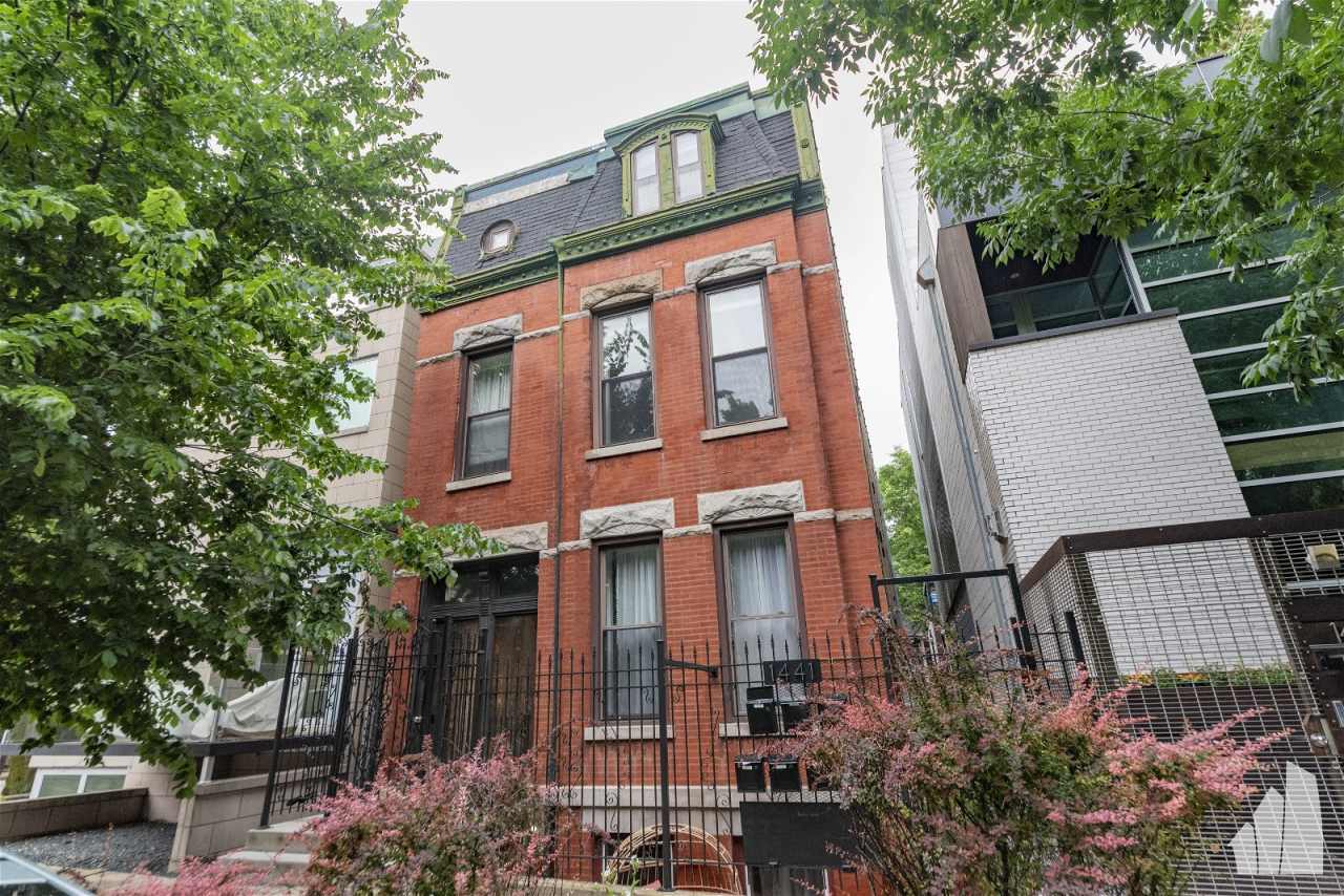 1441 North Elk Grove Avenue