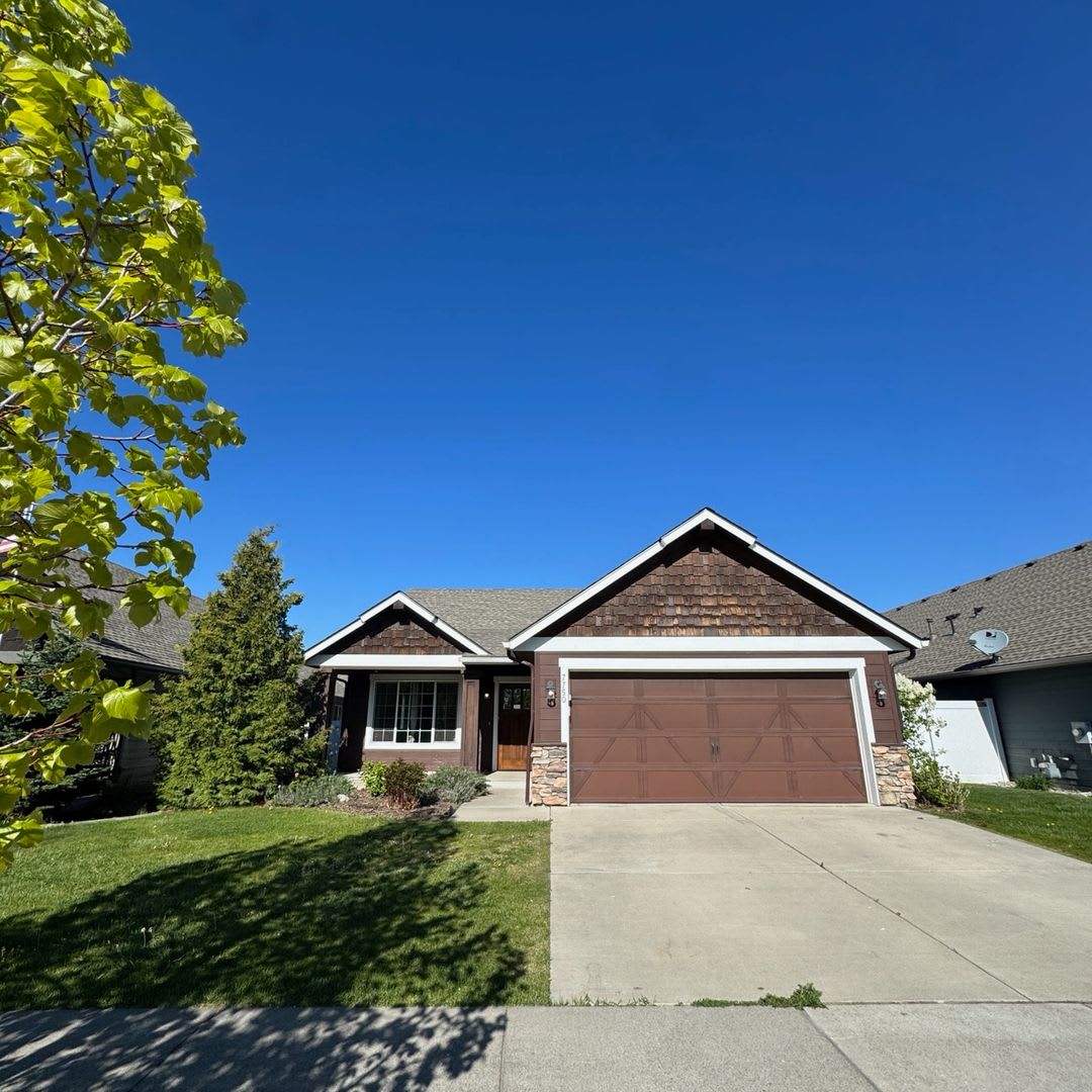 Cute and Cozy 3 Bedroom 2 Bath Rancher