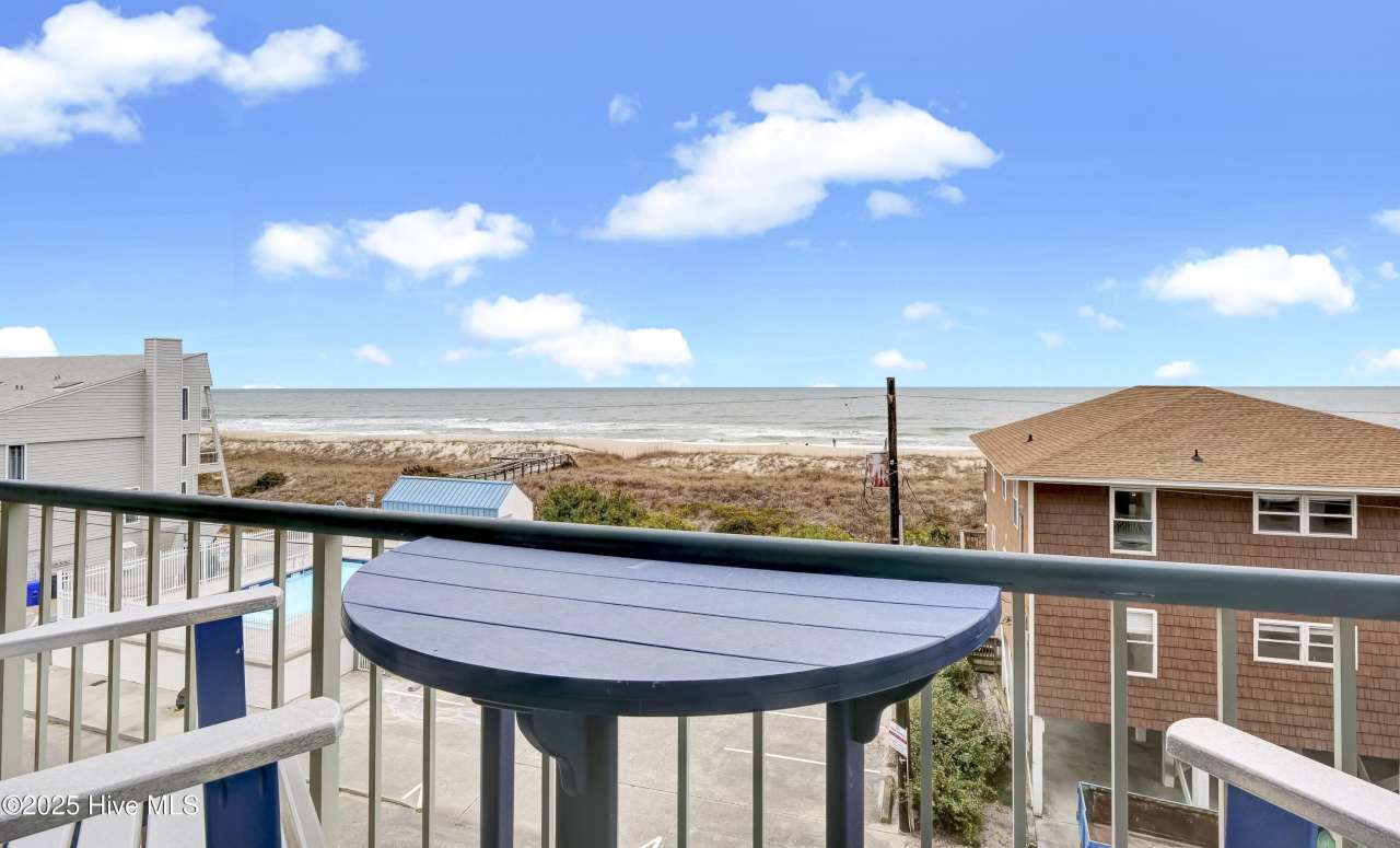 901 S Lake Park Boulevard unit: 304