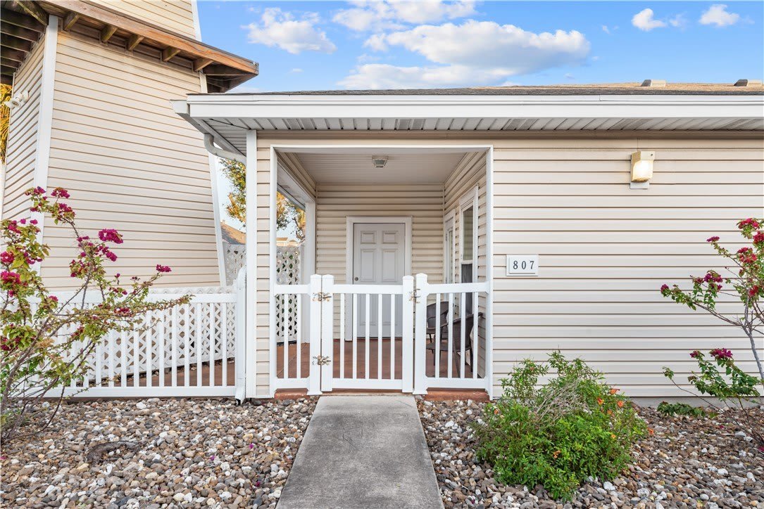 15209 S Padre Island Drive unit: 807