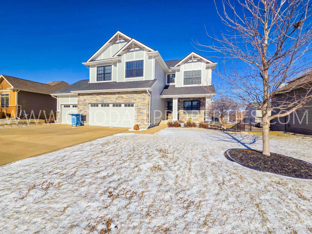 4-Bedroom Walkout with 3-Car Garage in Waukee Schools