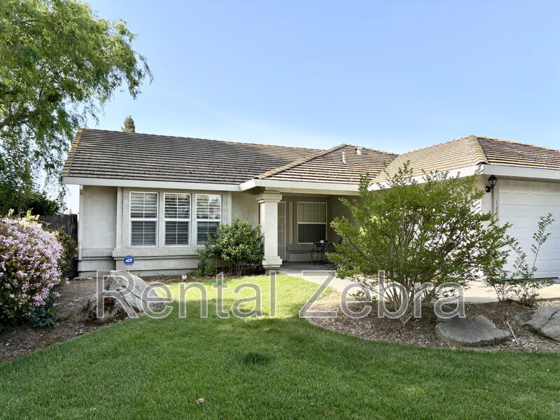 1290 East Donna Drive