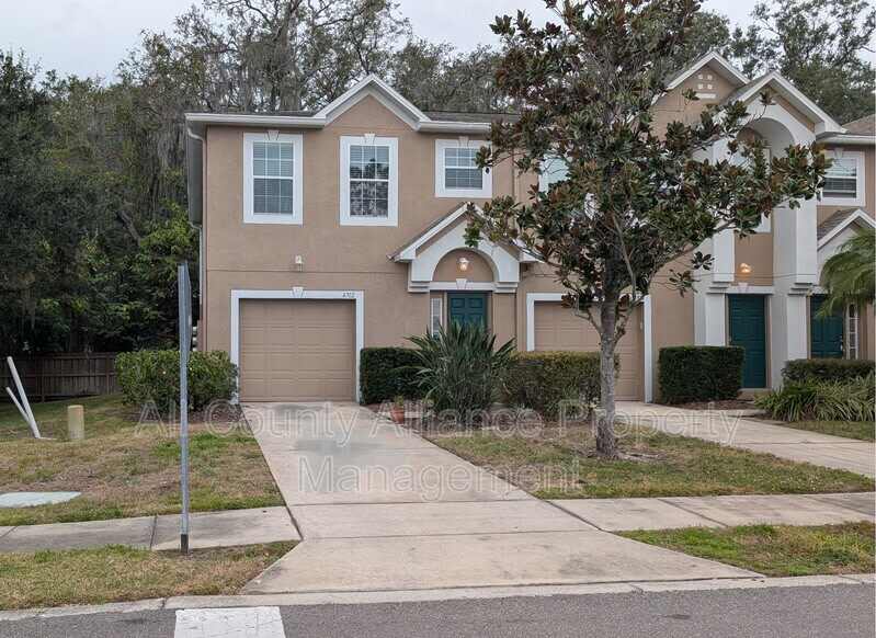 4702 Ashburn Pond Way