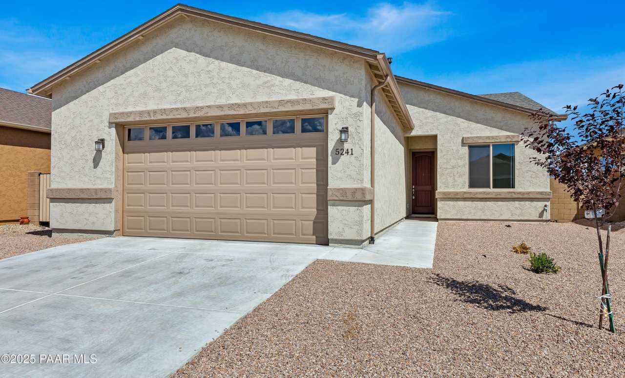 5241 N Elliot Avenue