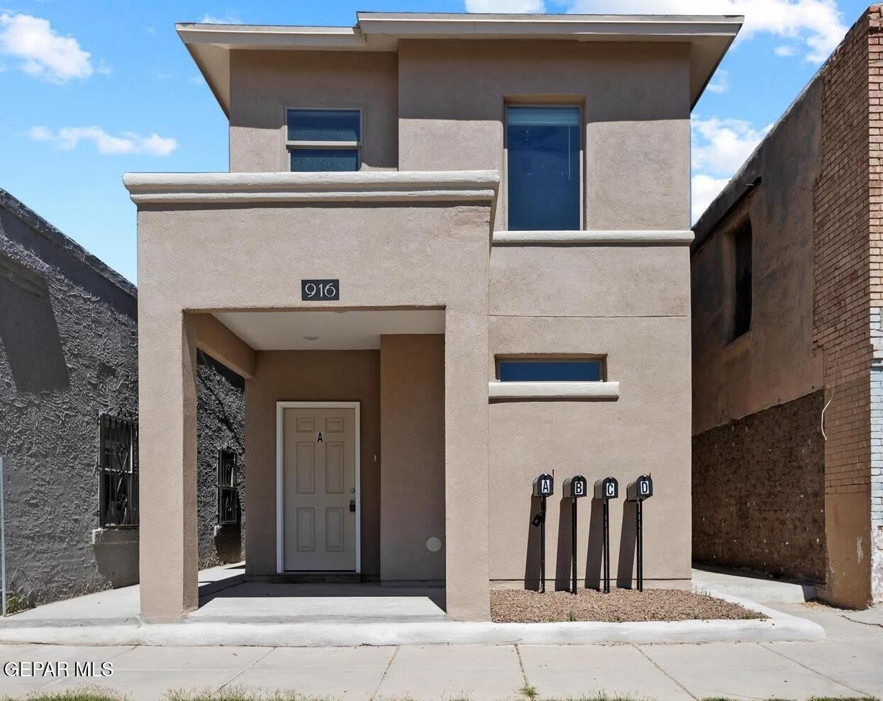 916 Saint Vrain Street unit: B