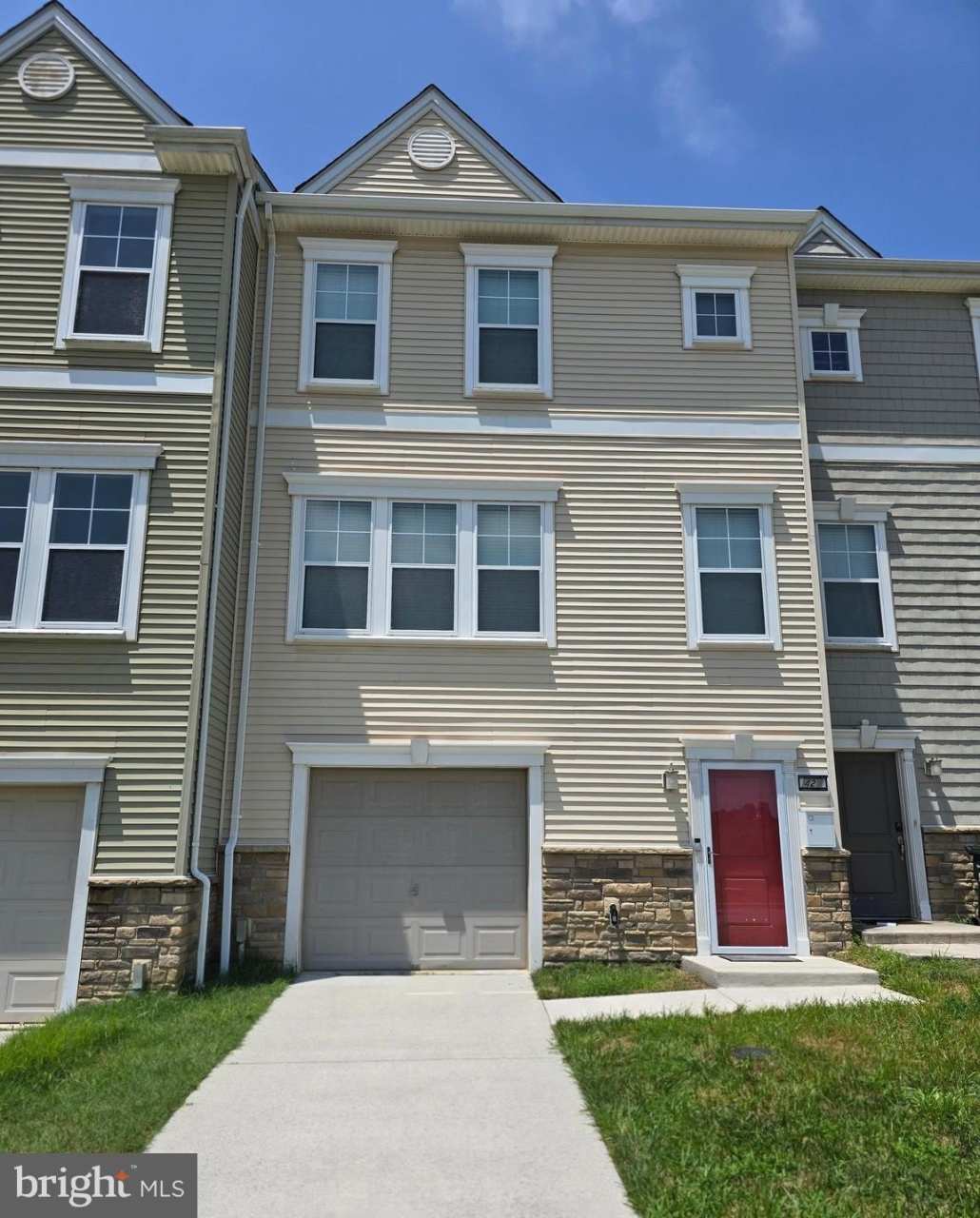 429 WOODCREST Drive SE