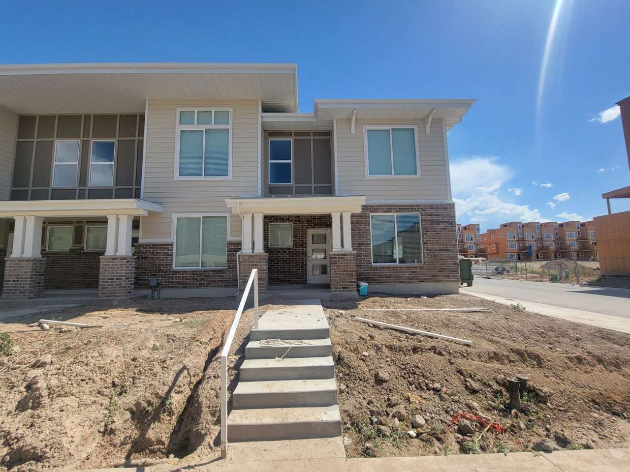 GORGEOUS Spacious Town Home