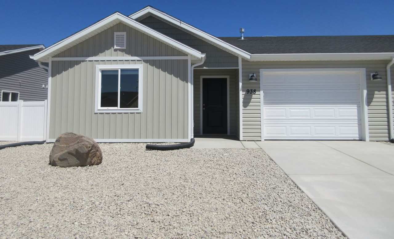 3 bedroom- 2 bath Newer Construction
