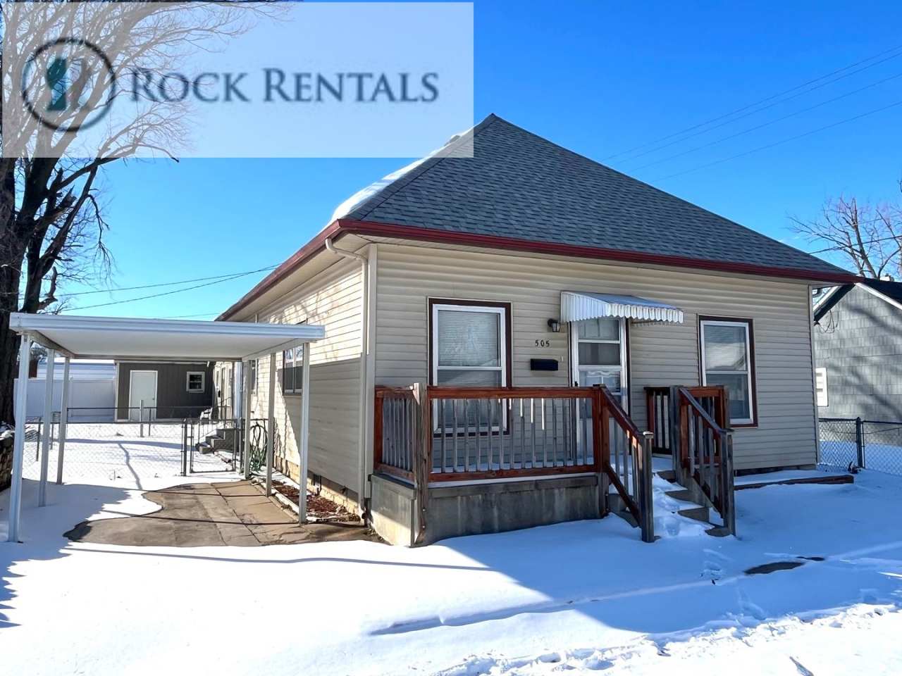 3 Bed 1 Bath with Car Port