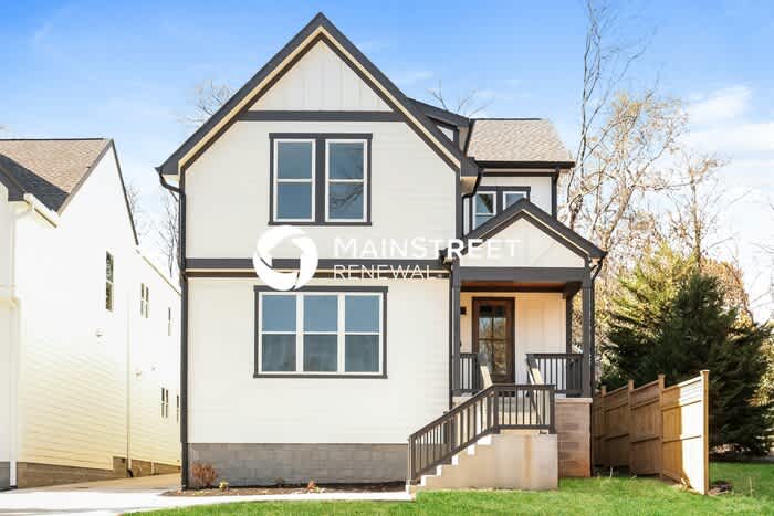 1422 Riverside Drive