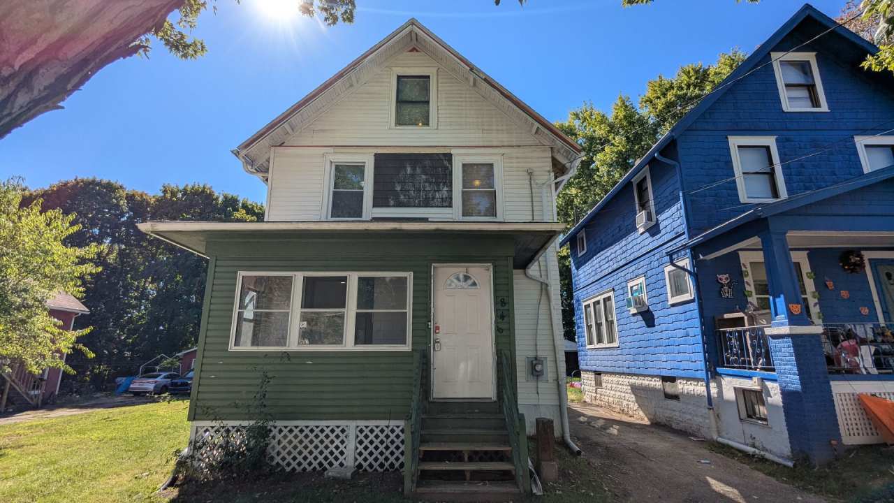 4-Bedroom, 1-Bathroom Single Family Home for Rent in Akron, Ohio Coming soon!