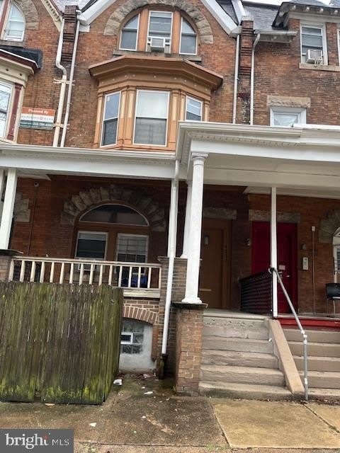 4232 CHESTNUT Street unit: 2Rear